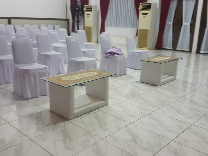 , sewa meja