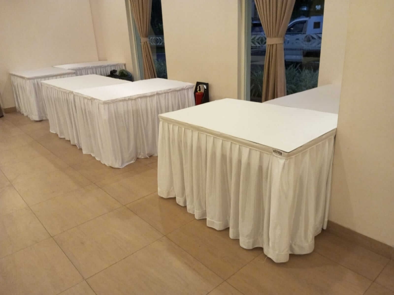 , sewa meja