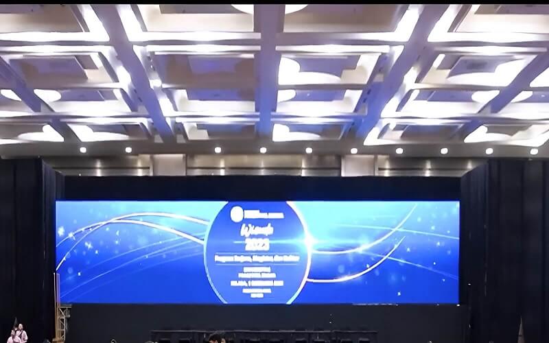 LED SCREEN INDOOR , Sewa LED Screen untuk Event Wisuda yang Lebih Profesional dan Berkesan